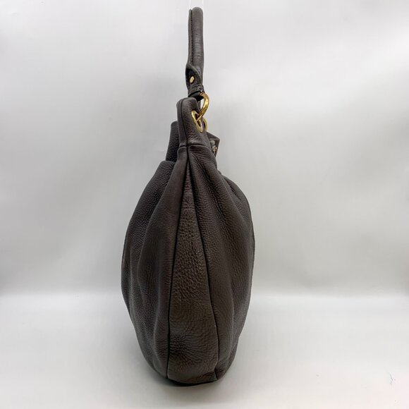 Marc Jacobs Grey Pebbled Leather Classic Q Hillier Hobo Bag - Picture 3 of 12